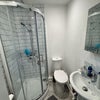 Photo 4: En-suite