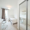Photo 4: Single room (built in wardrobe)
