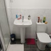 Photo 4: En-suite bathroom