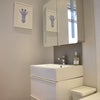 Photo 7: Bathroom with natural light 