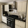 Photo 6: Kitchen
