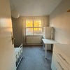 Photo 3: Room 1