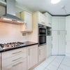 Photo 2: kitchen