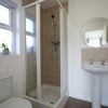 Photo 2: Room 2 - en suite - available 14th January 2026