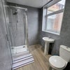 Photo 7: Room 4 - En Suite Bathroom