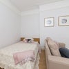 Photo 4: Bed area