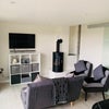 Photo 2: Lounge 
