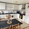 Photo 7: Kitchen