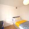 Photo 3: £200pw