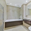 Photo 4: Main bathroom