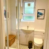 Photo 5: Bathroom 1