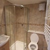 Photo 4: Shower-Room