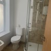 Photo 5: En Suite Pic 