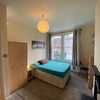 Photo 4: Room 2- £850 Available 16/02/2025