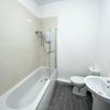 Photo 5: En-suite bathroom 