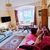 Photo 6: Comfortable sitting room