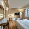 Photo 3: Room 1