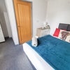 Photo 2: ROOM 5