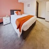 Photo 7: Room 4