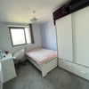 Photo 6: guest room
