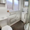 Photo 4: 2nd shower room