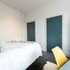 Photo 4: Room 8 - Ensuite