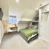 Photo 2: Large double bedroom with en-suite available now