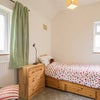 Photo 9: Single room £590
