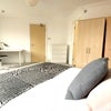 Photo 2: £735 ensuite room
