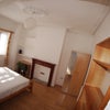 Photo 8: Room 1b