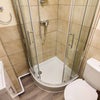 Photo 3: En-suite Bathroom