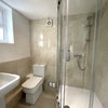 Photo 3: En-suite