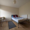 Photo 4: Room 3 rear aspect £120/wk