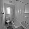 Photo 9: 1st Floor Large Double ensuite - garden view