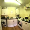 Photo 5: Kitchen