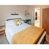 Photo 9: Room 3 - with en-suite 