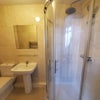 Photo 3: En-suite