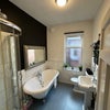 Photo 9: Exclusive bathroom for wing 