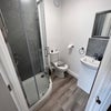 Photo 4: En-Suite Modern Bathroom 