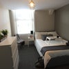 Photo 2: Bedroom of similar size and layout 