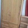 Photo 5: Wardrobe 