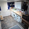 Photo 7: Kitchen