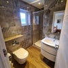 Photo 2: Ensuite