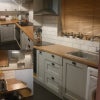 Photo 7: Kitchen