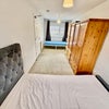 Photo 2: Double room that can be shared
