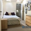 Photo 4: En-Suite available