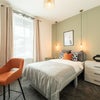 Photo 8: Room 1 Ensuite