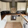 Photo 3: kitchen