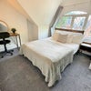 Photo 5: Room 6 En Suite