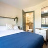 Photo 3: Room 5